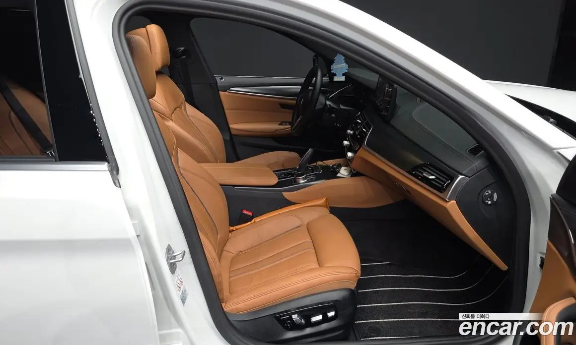 BMW 5 серия 2023 2.0 автомат (гидро), фото 17 BMW 5 серия 2023 2.0 автомат (гидро), фото 17
