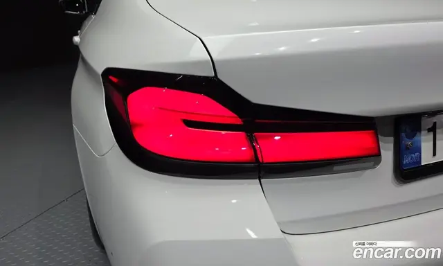 BMW 5 серия 2023 2.0 автомат (гидро), миниатюра 9 BMW 5 серия 2023 2.0 автомат (гидро), миниатюра 9