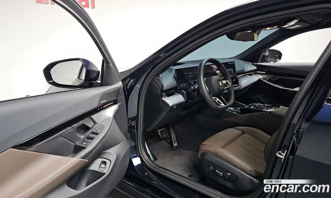 BMW 5 серия 2024 2.0 автомат (гидро), фото 12