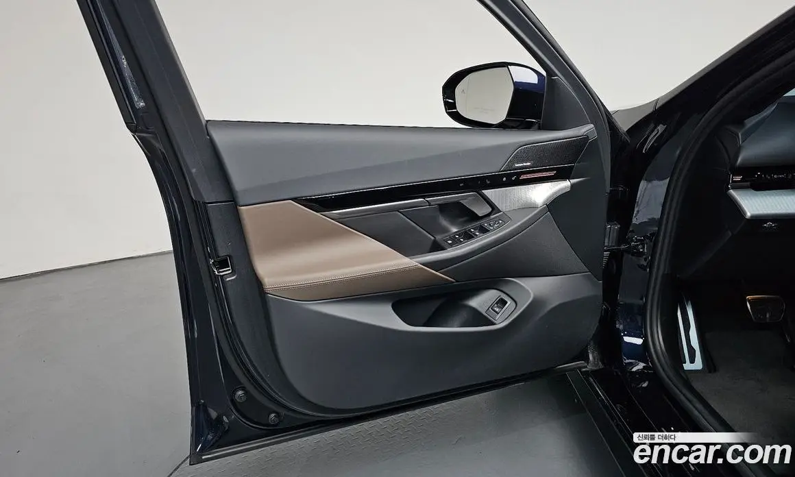 BMW 5 серия 2024 2.0 автомат (гидро), фото 13
