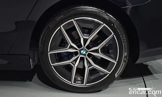 BMW 5 серия 2024 2.0 автомат (гидро), миниатюра 6