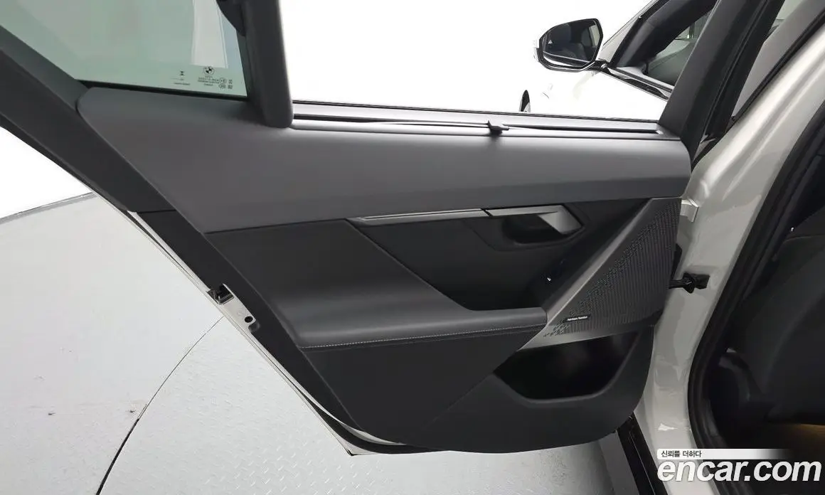 BMW 5 серия 2025 2.0 автомат (гидро), фото 14 BMW 5 серия 2025 2.0 автомат (гидро), фото 14