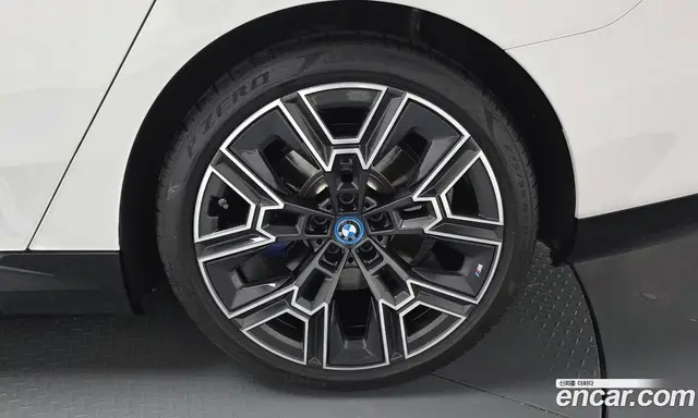 BMW 5 серия 2025 2.0 автомат (гидро), миниатюра 6 BMW 5 серия 2025 2.0 автомат (гидро), миниатюра 6
