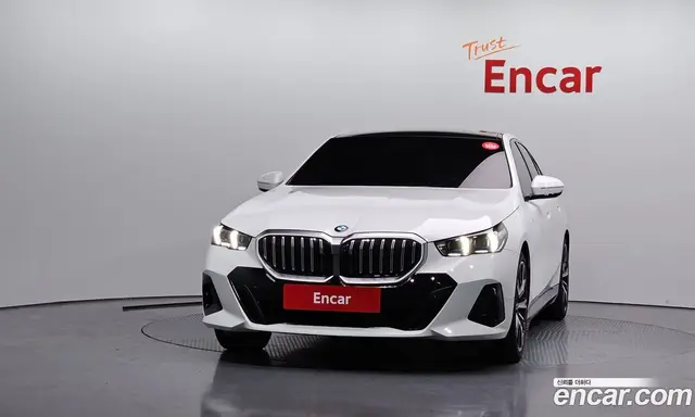 BMW 5 серия 2025 2.0 автомат (гидро), миниатюра 3