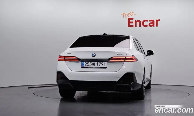 BMW 5 серия 2025 2.0 автомат (гидро), миниатюра 4