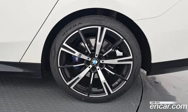 BMW 5 серия 2025 2.0 автомат (гидро), миниатюра 7