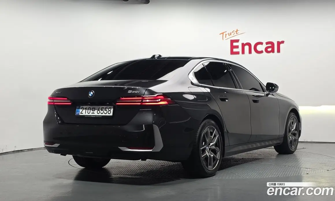 BMW 5 серия 2025 2.0 автомат (гидро), фото 1 BMW 5 серия 2025 2.0 автомат (гидро), фото 1