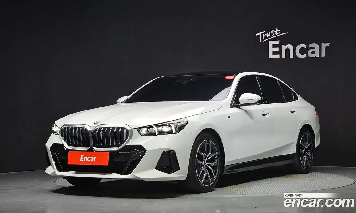 BMW 5 серия 2025 2.0 автомат (гидро), фото 1 BMW 5 серия 2025 2.0 автомат (гидро), фото 1