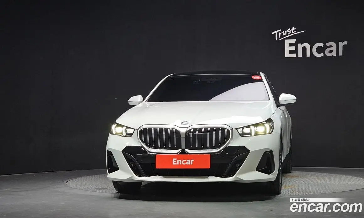 BMW 5 серия 2025 2.0 автомат (гидро), фото 3 BMW 5 серия 2025 2.0 автомат (гидро), фото 3