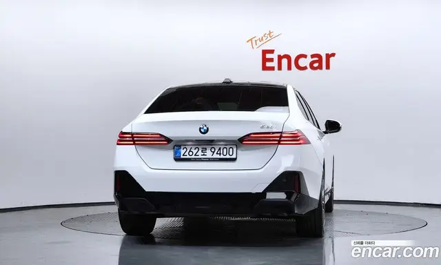BMW 5 серия 2025 2.0 автомат (гидро), миниатюра 4 BMW 5 серия 2025 2.0 автомат (гидро), миниатюра 4