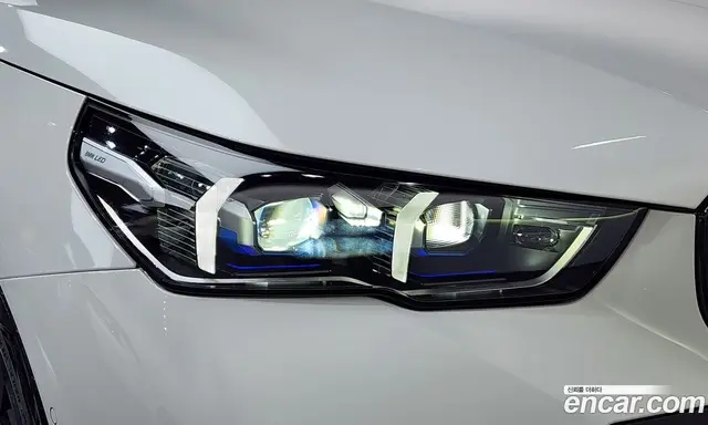 BMW 5 серия 2025 2.0 автомат (гидро), миниатюра 8 BMW 5 серия 2025 2.0 автомат (гидро), миниатюра 8