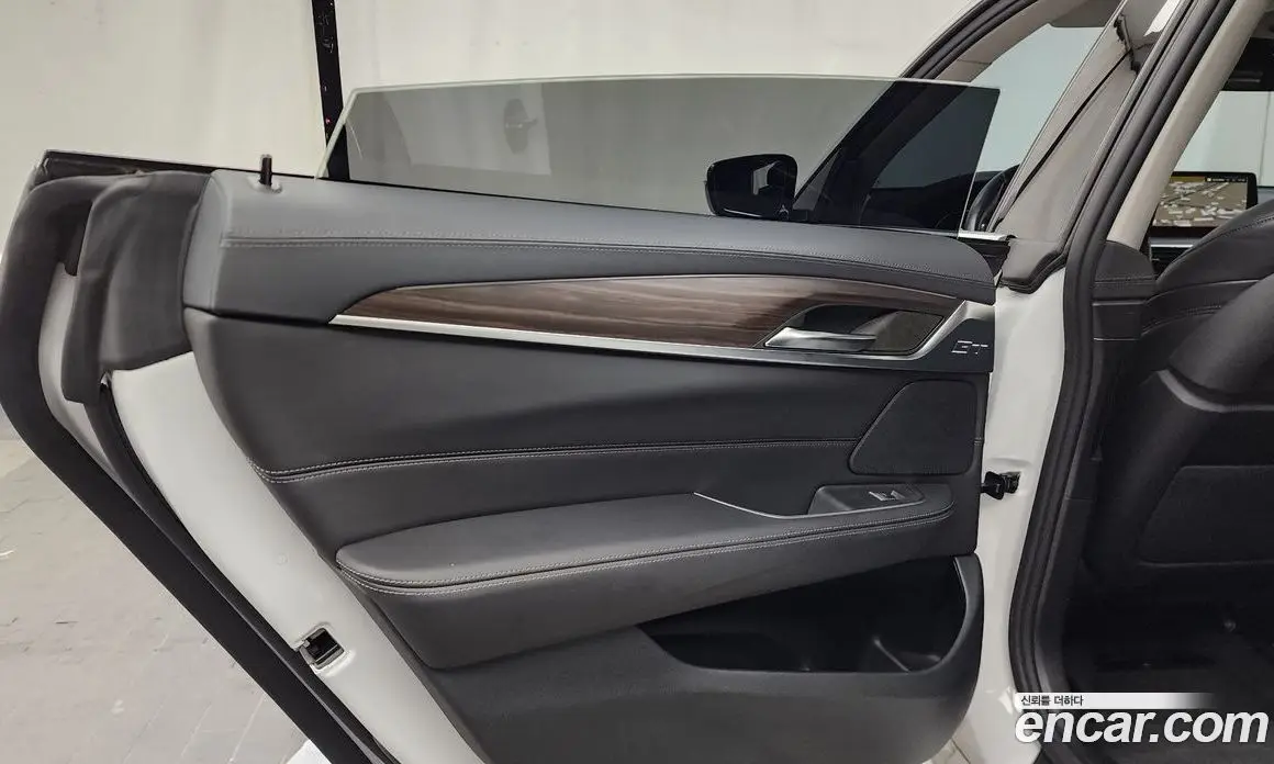 BMW 6 серия 2022 2.0 автомат (гидро), фото 15