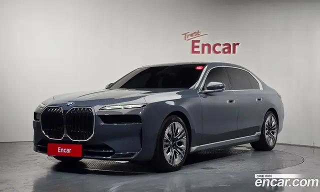 BMW 7 серия, 2023, 79 021 км