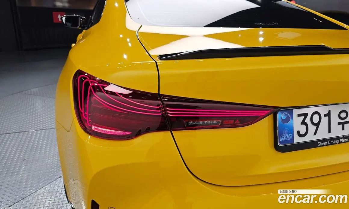 BMW M4 2025 3.0 автомат (гидро), фото 9 BMW M4 2025 3.0 автомат (гидро), фото 9