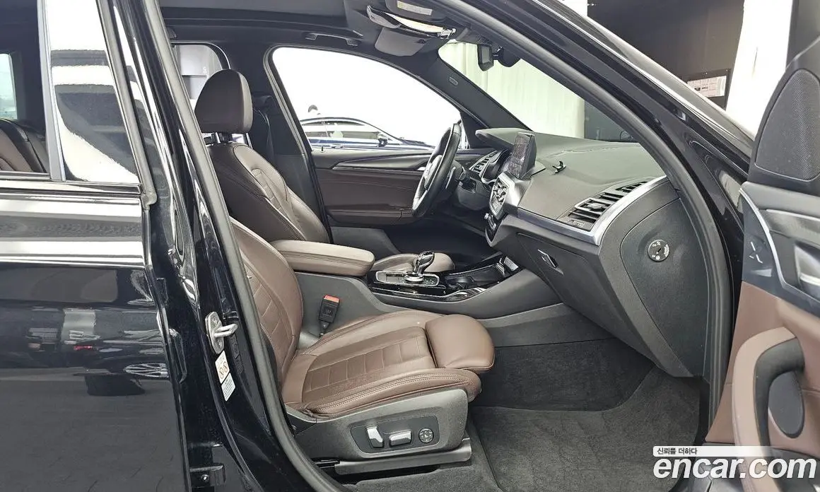 BMW X3 2023 2.0 автомат (гидро), фото 17 BMW X3 2023 2.0 автомат (гидро), фото 17