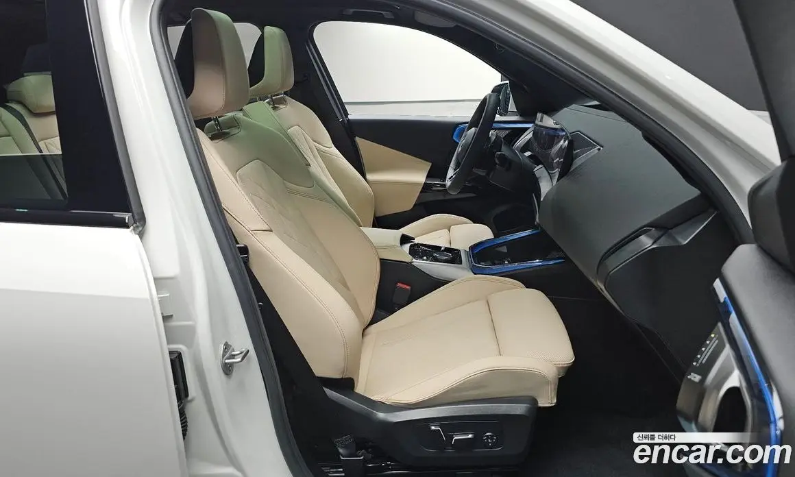 BMW X3 2025 2.0 автомат (гидро), фото 13