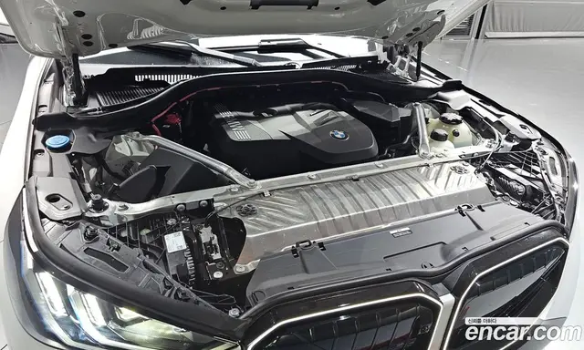 BMW X3 2025 2.0 автомат (гидро), миниатюра 6