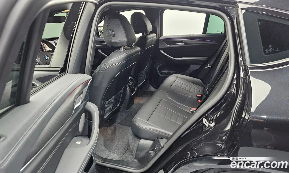 BMW X4 2025 2.0 автомат (гидро), фото 18 BMW X4 2025 2.0 автомат (гидро), фото 18