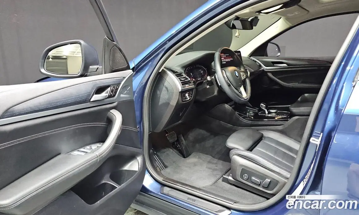 BMW X4 2025 2.0 автомат (гидро), фото 13