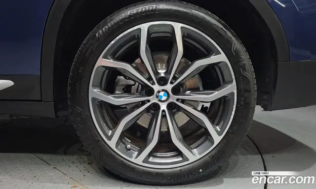 BMW X4 2025 2.0 автомат (гидро), миниатюра 7