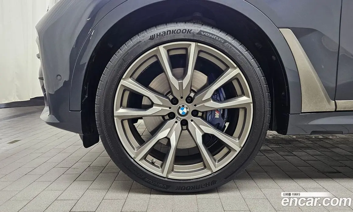 BMW X7 2020 4.4 автомат (гидро), фото 4