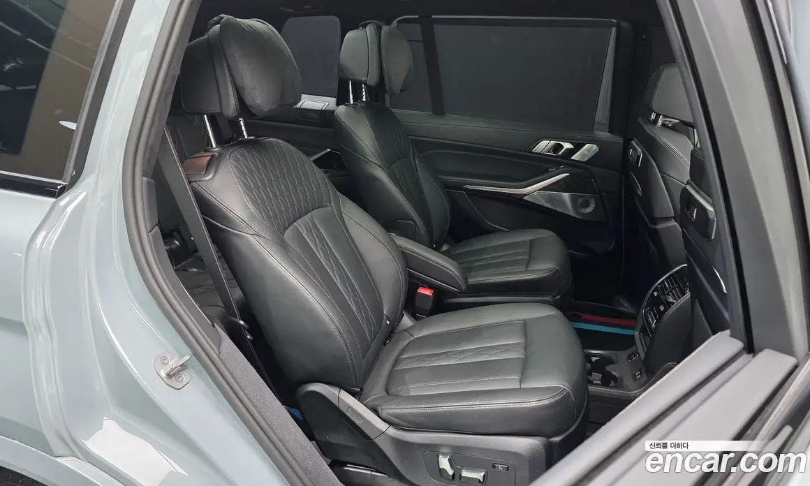 BMW X7 2024 4.4 автомат (гидро), фото 17