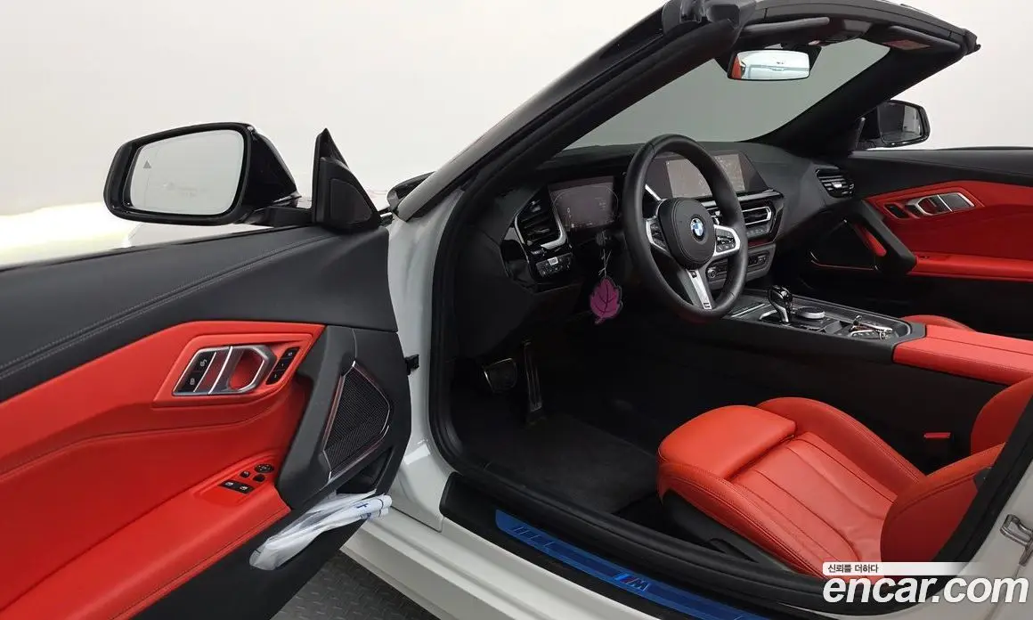 BMW Z4 2024 2.0 автомат (гидро), фото 13 BMW Z4 2024 2.0 автомат (гидро), фото 13