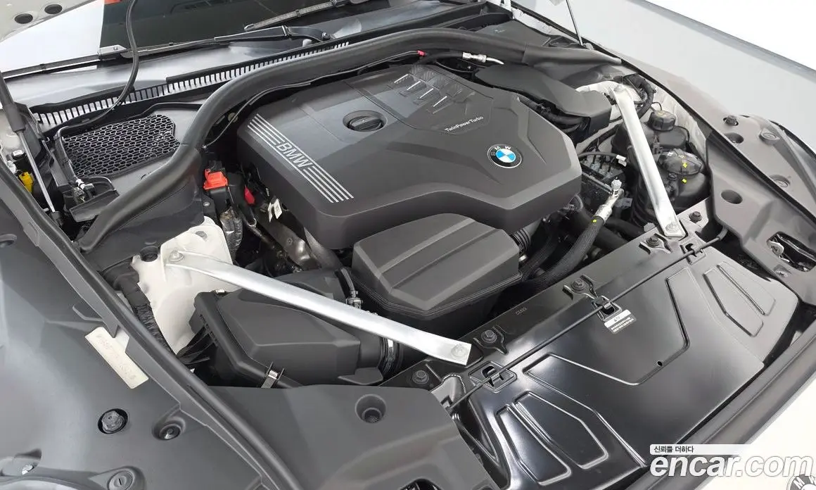 BMW Z4 2024 2.0 автомат (гидро), фото 6 BMW Z4 2024 2.0 автомат (гидро), фото 6