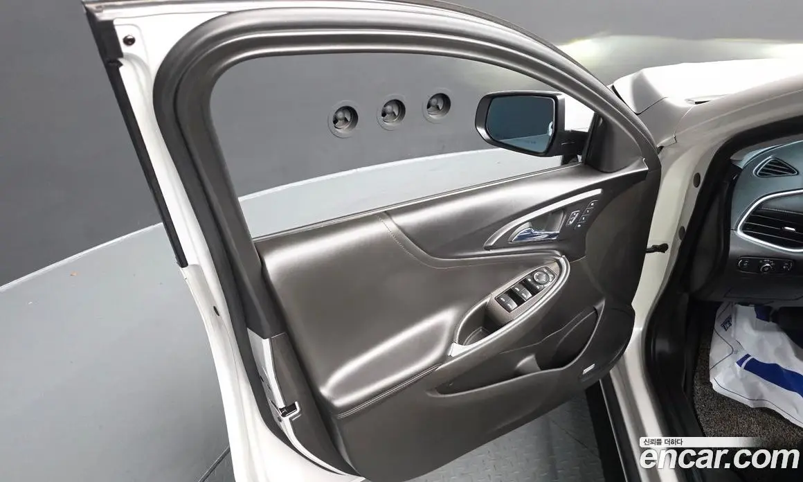 Chevrolet Malibu 2016 2.0 автомат (гидро), фото 13 Chevrolet Malibu 2016 2.0 автомат (гидро), фото 13