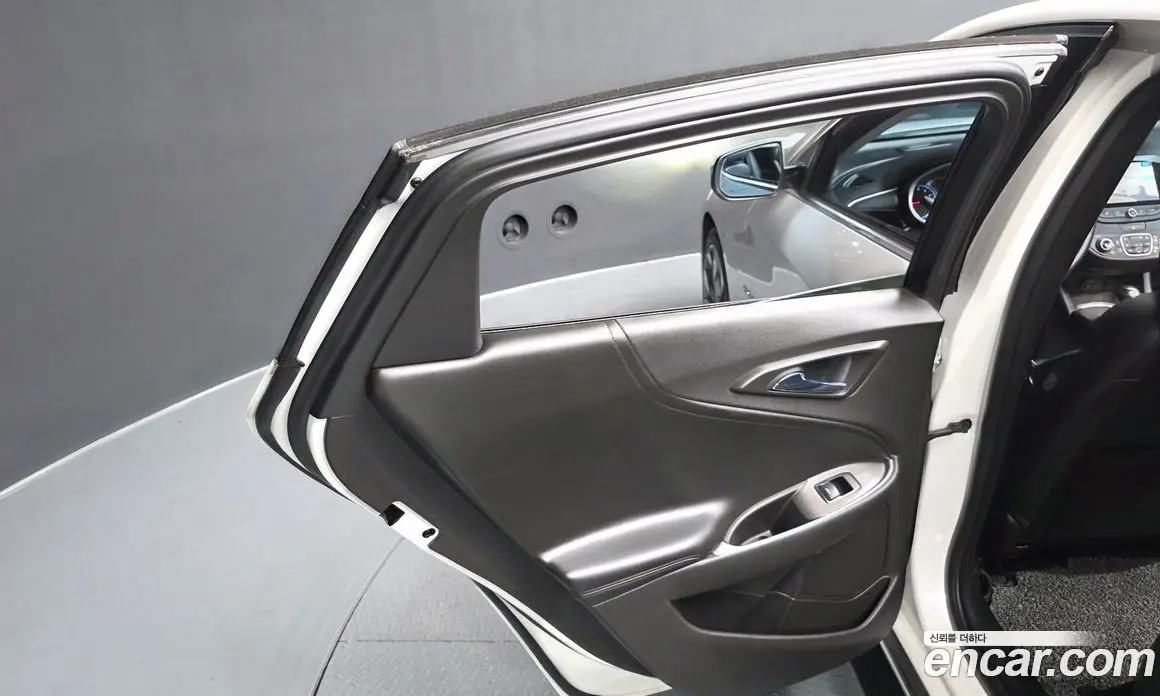 Chevrolet Malibu 2016 2.0 автомат (гидро), фото 14 Chevrolet Malibu 2016 2.0 автомат (гидро), фото 14