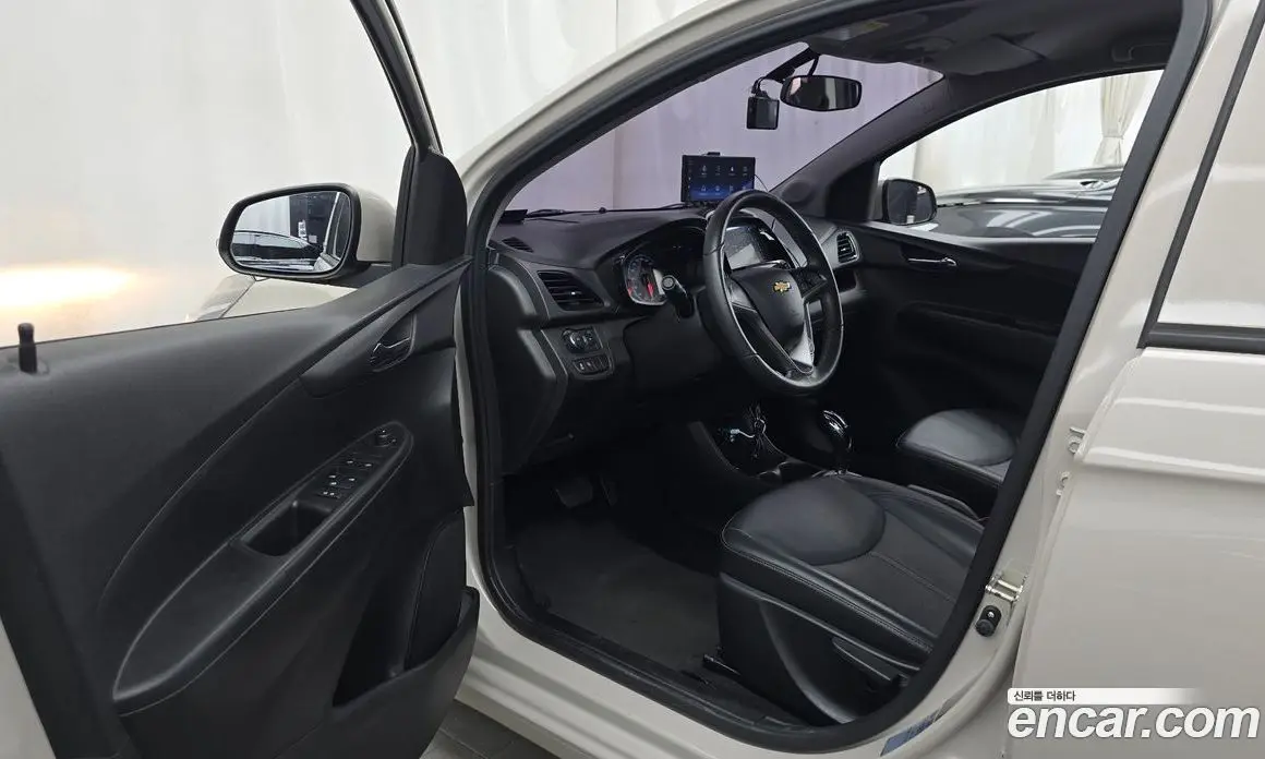 Chevrolet Spark 2017 1.0 автомат (гидро), фото 13