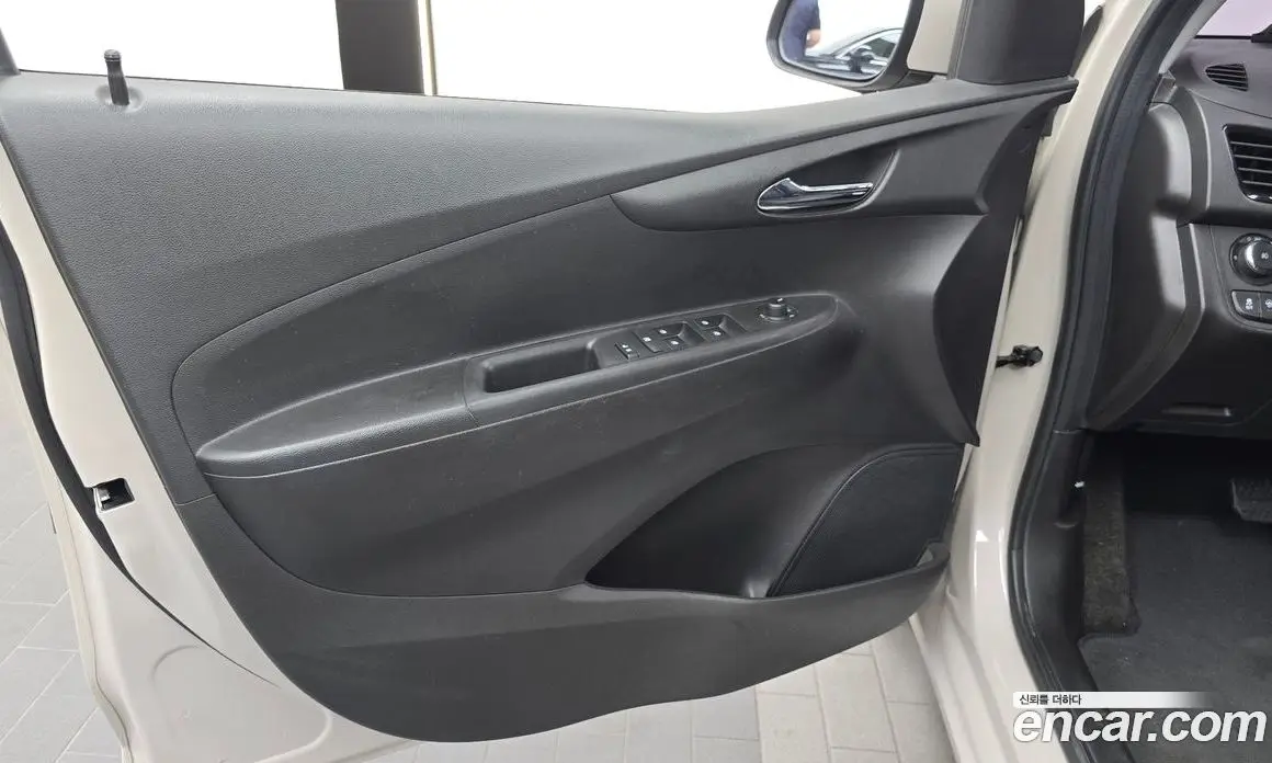 Chevrolet Spark 2017 1.0 автомат (гидро), фото 14