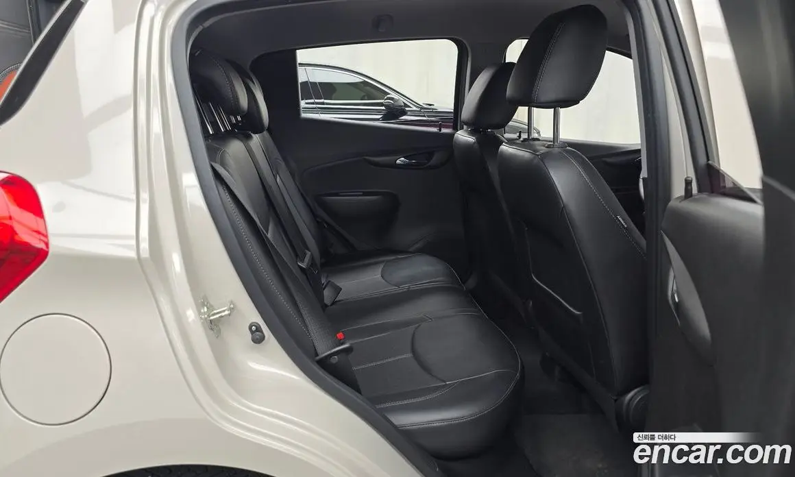 Chevrolet Spark 2017 1.0 автомат (гидро), фото 18