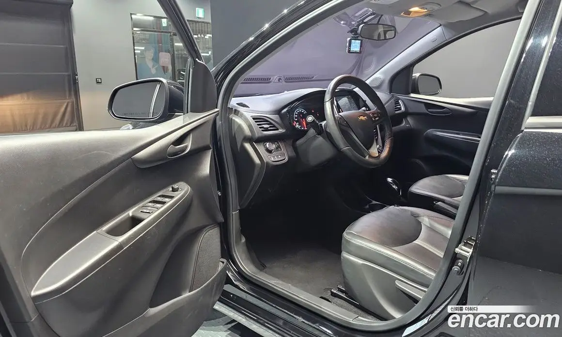 Chevrolet Spark 2019 1.0 автомат (гидро), фото 13 Chevrolet Spark 2019 1.0 автомат (гидро), фото 13
