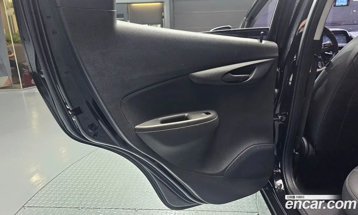 Chevrolet Spark 2019 1.0 автомат (гидро), фото 15 Chevrolet Spark 2019 1.0 автомат (гидро), фото 15