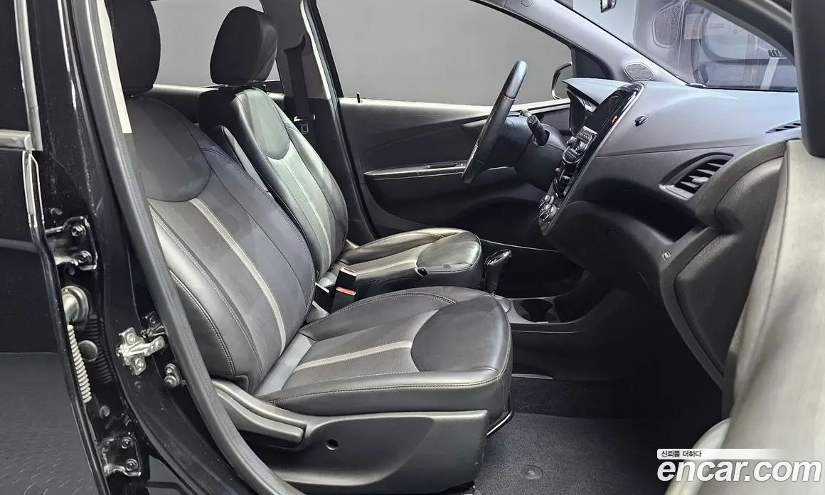 Chevrolet Spark 2019 1.0 автомат (гидро), фото 16 Chevrolet Spark 2019 1.0 автомат (гидро), фото 16