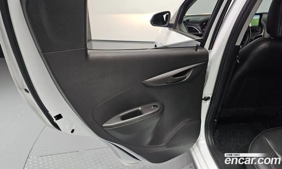 Chevrolet Spark 2019 1.0 автомат (гидро), фото 15 Chevrolet Spark 2019 1.0 автомат (гидро), фото 15