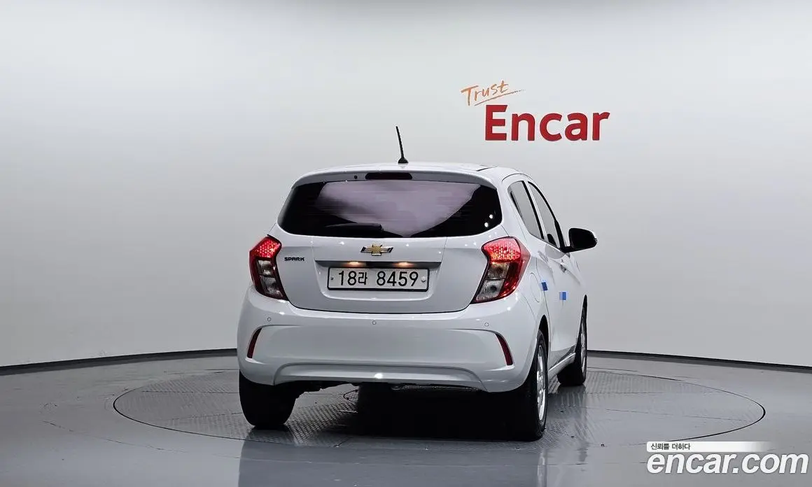 Chevrolet Spark 2019 1.0 автомат (гидро), фото 4 Chevrolet Spark 2019 1.0 автомат (гидро), фото 4