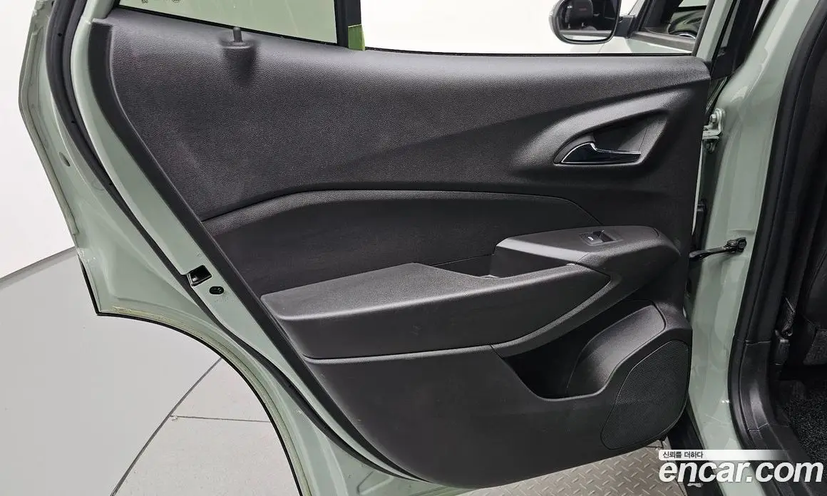 Chevrolet Trax 2023 1.2 автомат (гидро), фото 14