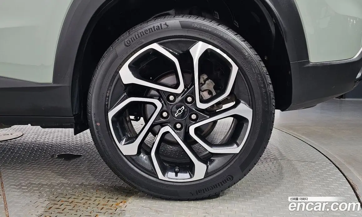 Chevrolet Trax 2023 1.2 автомат (гидро), фото 6