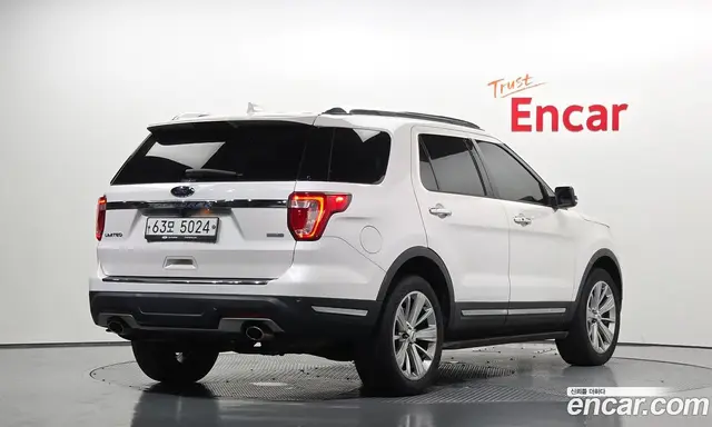 Ford Explorer 2019 2.3 автомат (гидро), миниатюра 2