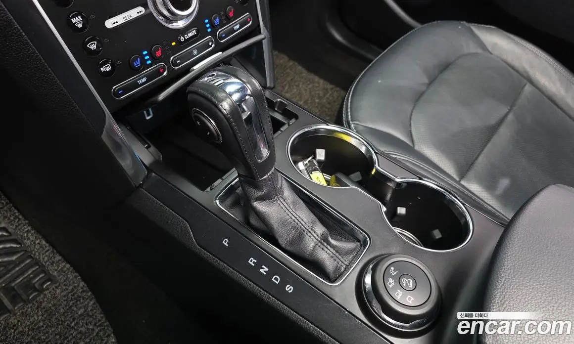 Ford Explorer 2019 2.3 автомат (гидро), фото 12