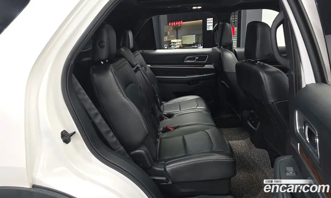 Ford Explorer 2019 2.3 автомат (гидро), фото 18