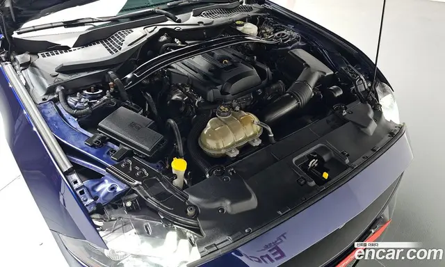 Ford Mustang 2018 2.3 автомат (гидро), миниатюра 5