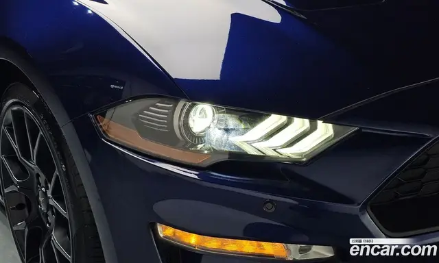 Ford Mustang 2018 2.3 автомат (гидро), миниатюра 7