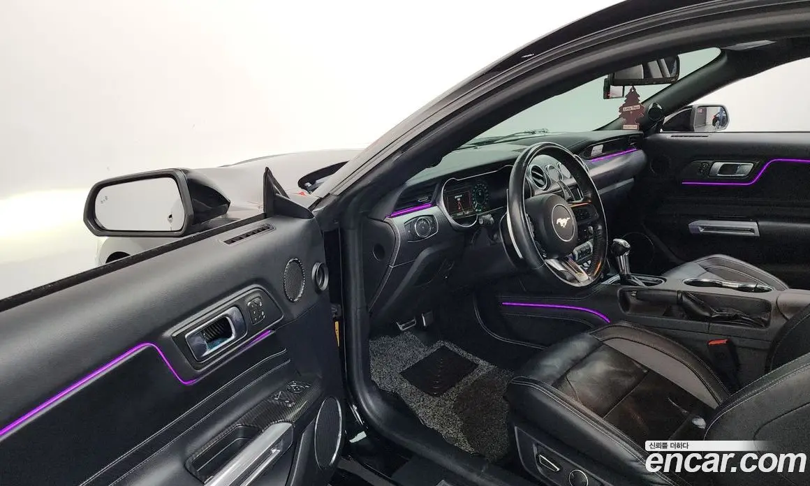 Ford Mustang 2018 2.3 автомат (гидро), фото 12 Ford Mustang 2018 2.3 автомат (гидро), фото 12