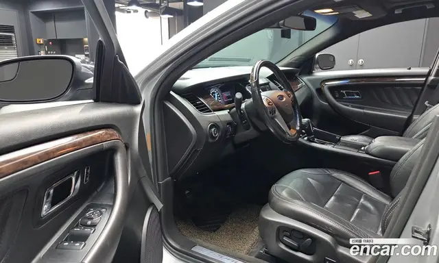 Ford Taurus 2012 2.0 автомат (гидро), миниатюра 11