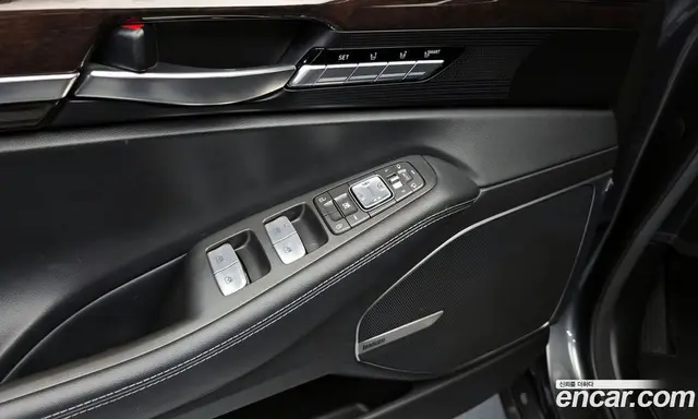 Genesis EQ900 2017 3.8 автомат (гидро), миниатюра 11