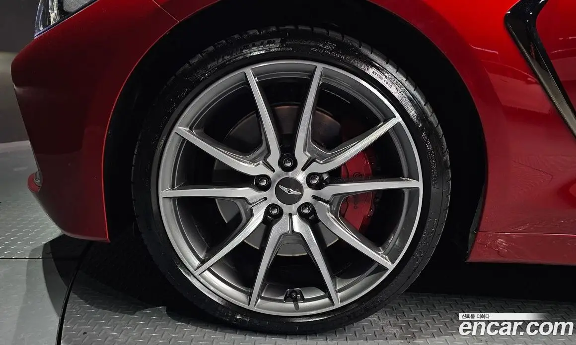 Genesis G70 2018 3.3 автомат (гидро), фото 5 Genesis G70 2018 3.3 автомат (гидро), фото 5