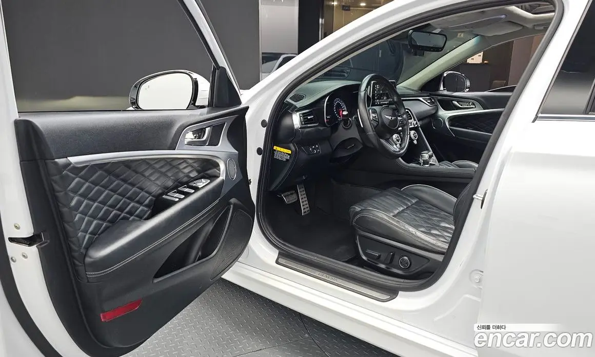 Genesis G70 2018 2.0 автомат (гидро), фото 13
